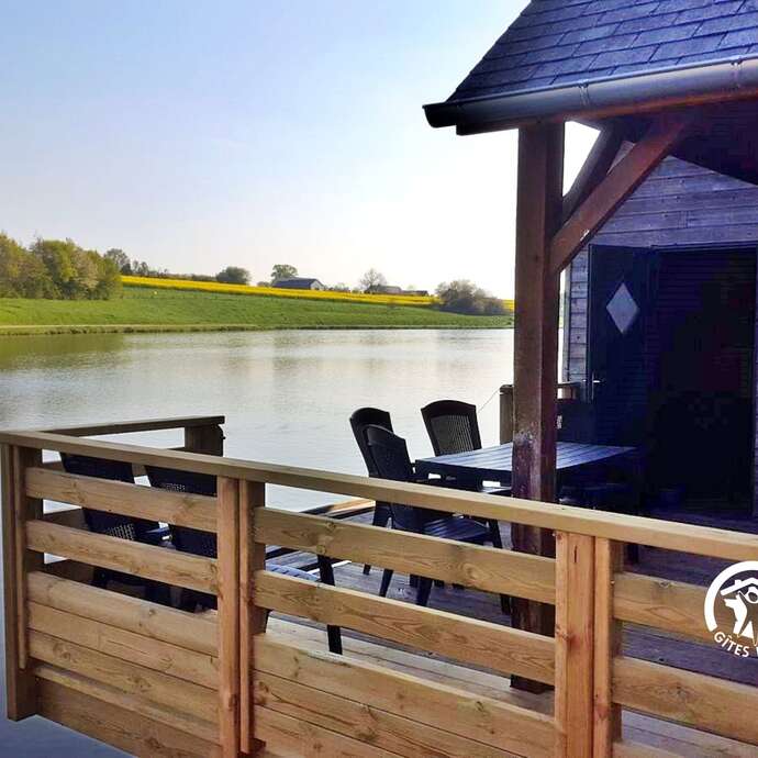 CHALET LA TANCHE, LES PIEDS DANS L'EAU, 5-7 PERS