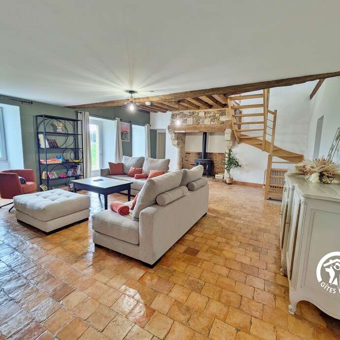 DOMAINE DU TRÈFLE, GÎTE 12 PERSONNES