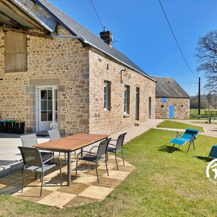 GÎTE DU VIEUX CHÊNE, JUSQU'À 5 PERSONNES