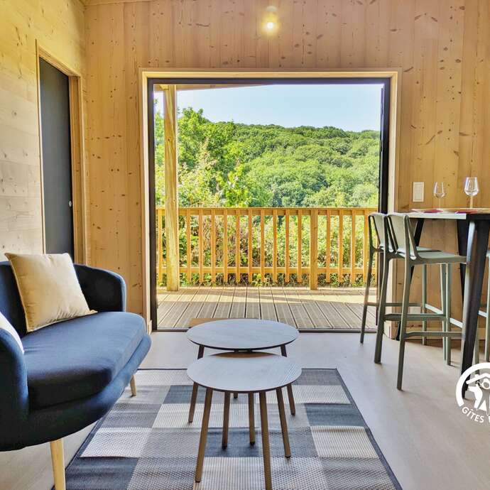 CHALET 23 LE MOULIN, CAMPING DE COUPEAU, 4 PERSONNES