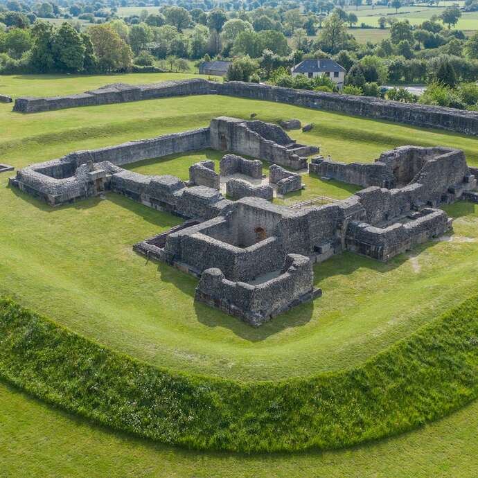 VISITE COMMENTEE DE LA FORTERESSE ANTIQUE & DU MUSEE