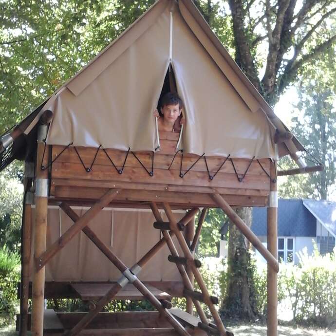 Tente Bivouac dédiée à l'itinérance en vélo - Le Camping Du Parc De Vaux ***