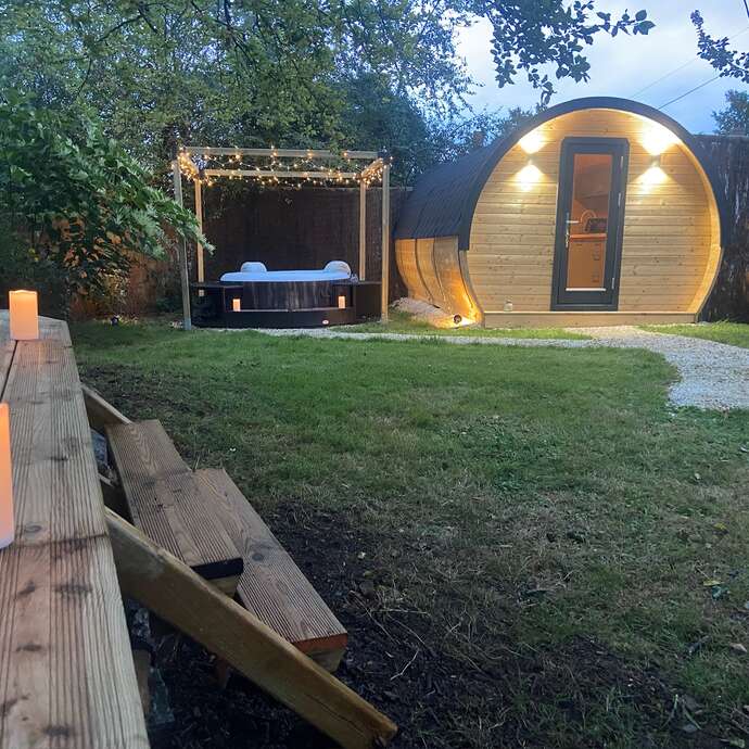 Tonneau insolite en amoureux