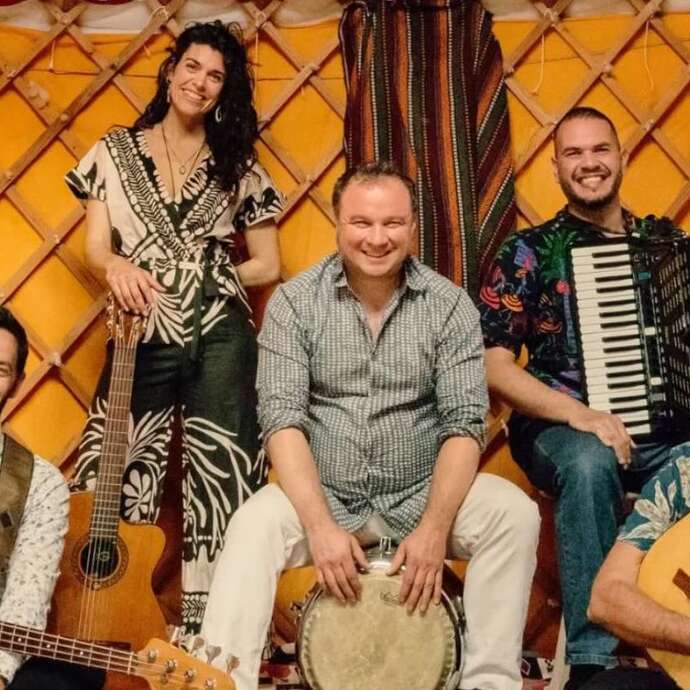 Marché bio et concert à Saint-Laurent-Lolmie