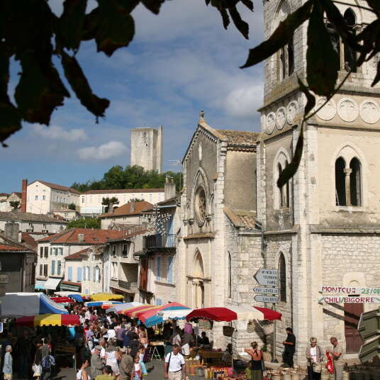 Marché à Montcuq