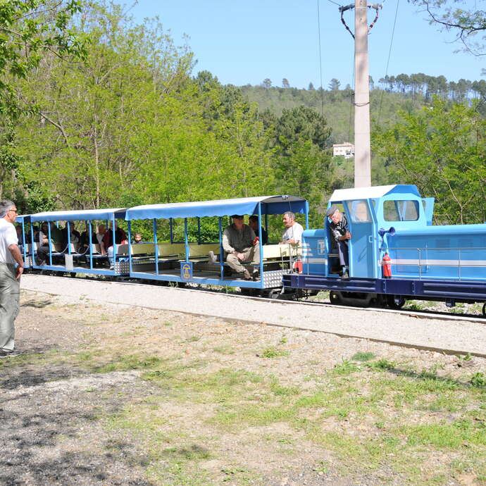 LE TAC : TRAIN DE L'ANDORGE EN CÉVENNES