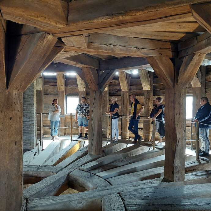 Découvrir le château de Laval