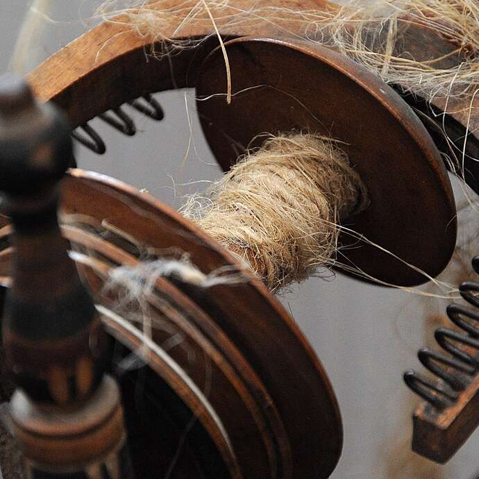 Balades Gorronnaises - L'industrie textile et la culture du chanvre dans le Bocage Mayennais