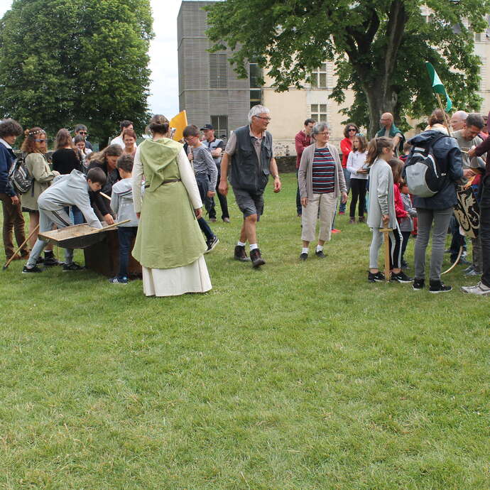 Visite en famille "Suivez Finette"