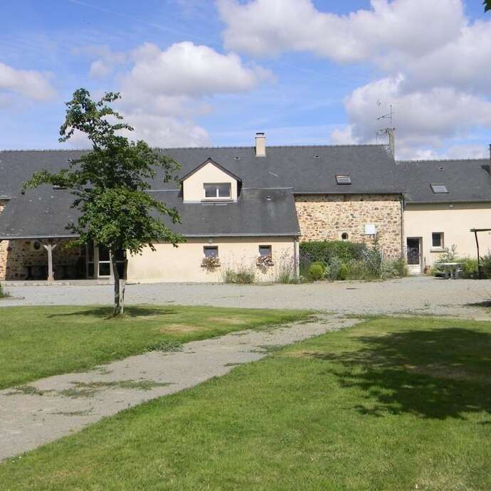 Gîte étape et séjour - Domaine des Mille Oiseaux : Le Grand Piaf