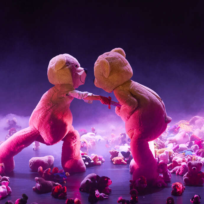 "L'arrière pays" par 3615 Dakota et les 3 Points de suspension