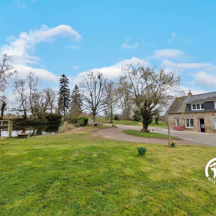 GÎTE DE VILLEFEU, 8 PERSONNES