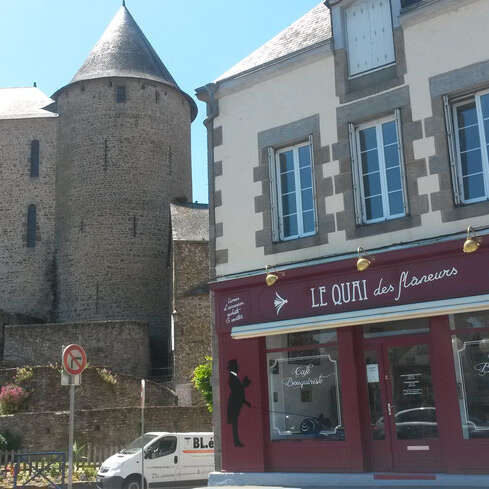 LE QUAI DES FLANEURS