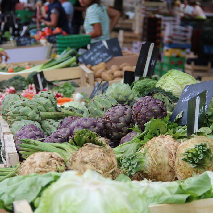 Marché de Port-Brillet le dimanche