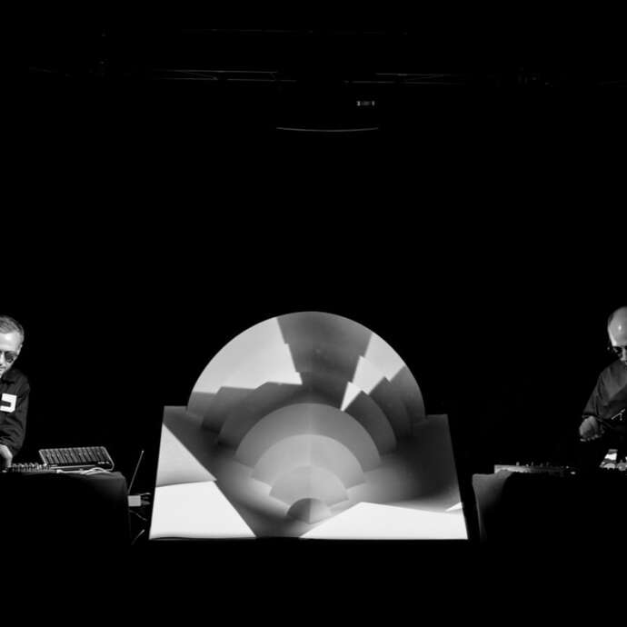 EKLA ! - DYNAMO / DUO TURNSTEAK