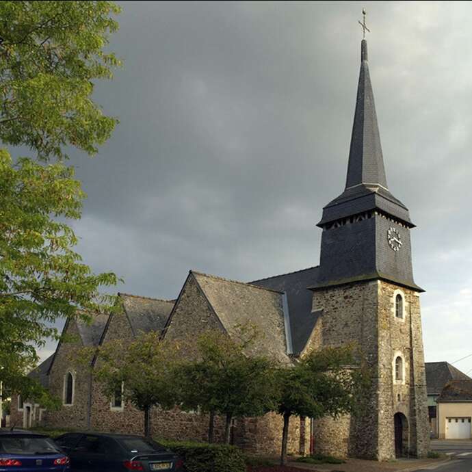 Eglise Saint-Pierre de Bouchamps-lès-Craon