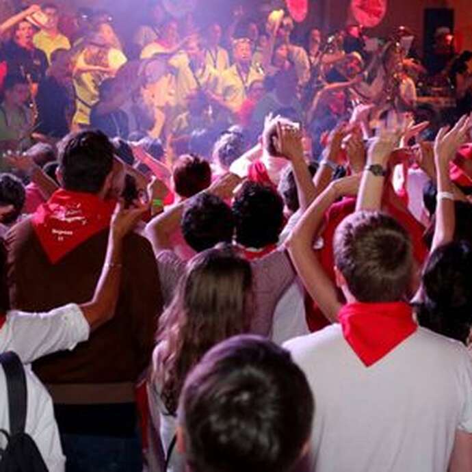 SOIRÉE BODEGA ET SHOW BANDA