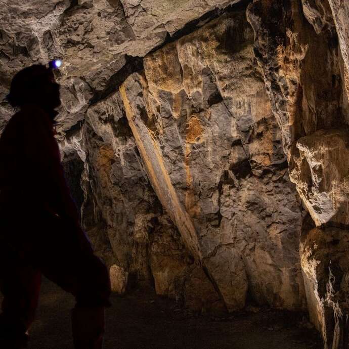 Grotte Rochefort à la frontale