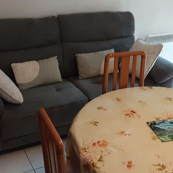 APPARTEMENT DANS RÉSIDENCE