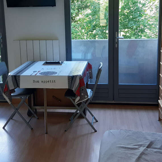 APPARTEMENT DANS RESIDENCE