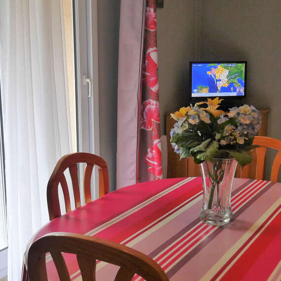 APPARTEMENT DANS RESIDENCE