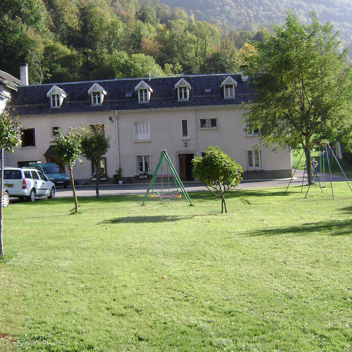 APPARTEMENT DANS MAISON CAZAUX (1ER ÉTAGE)