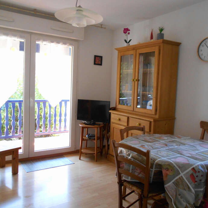 APPARTEMENT DANS RÉSIDENCE CLOS SAINT-MICHEL