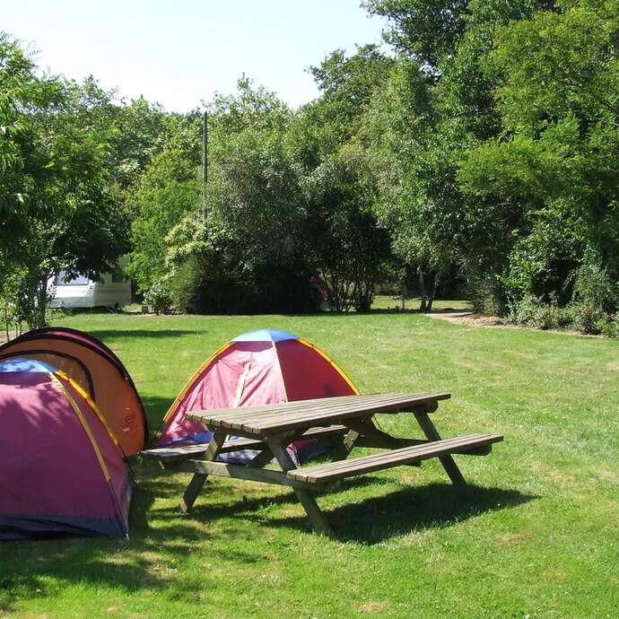 Camping à La Ferme La Péquinière