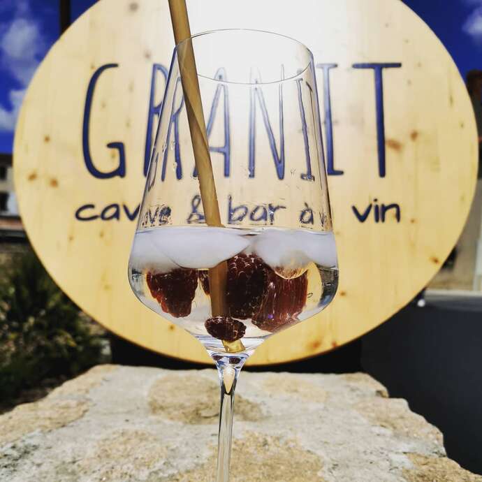 Cave Granit