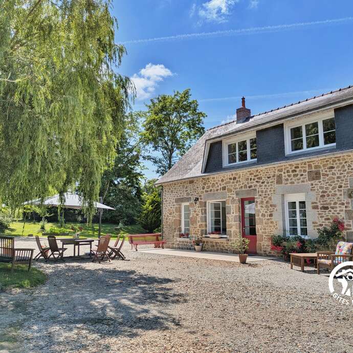 GÎTE DE VILLEFEU, 8 PERSONNES