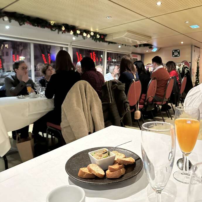 Dîner Croisière des Lumières
