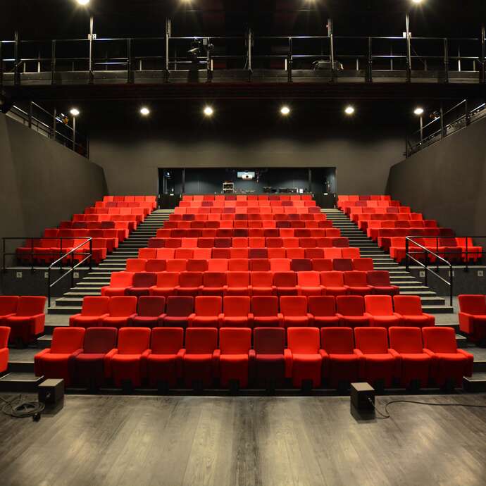 Industrielle Attitude : Théâtre Les 3 Chênes