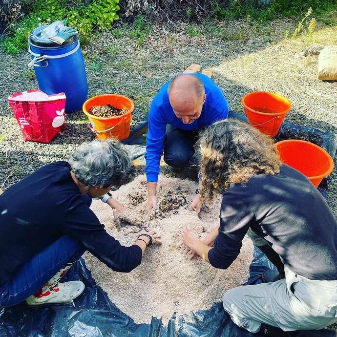 STAGE LiFoFer, le biofertilisant artisanal innovant au jardin ! STAGE LiFoFer, le biofertilisant artisanal innovant au jardin !