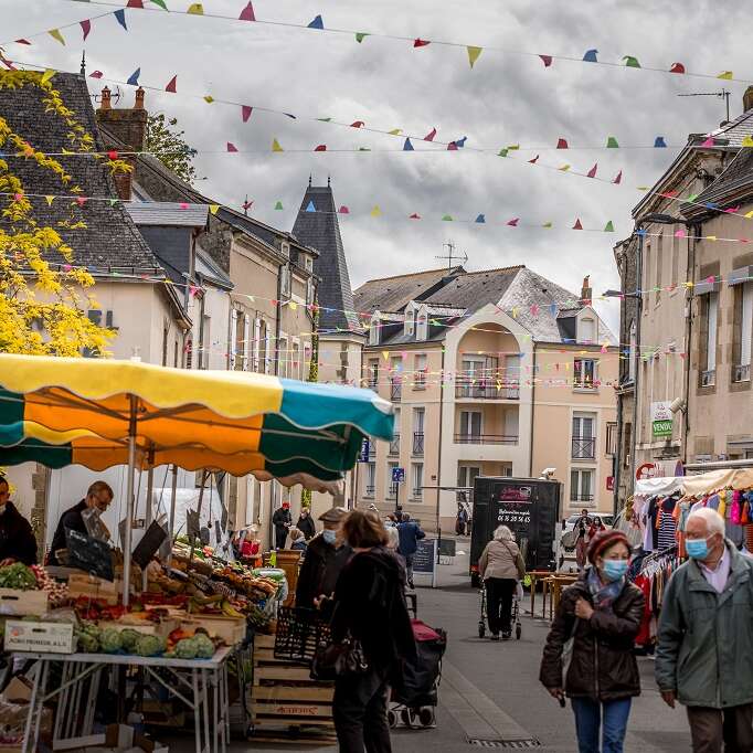 MARCHÉ D'EVRON