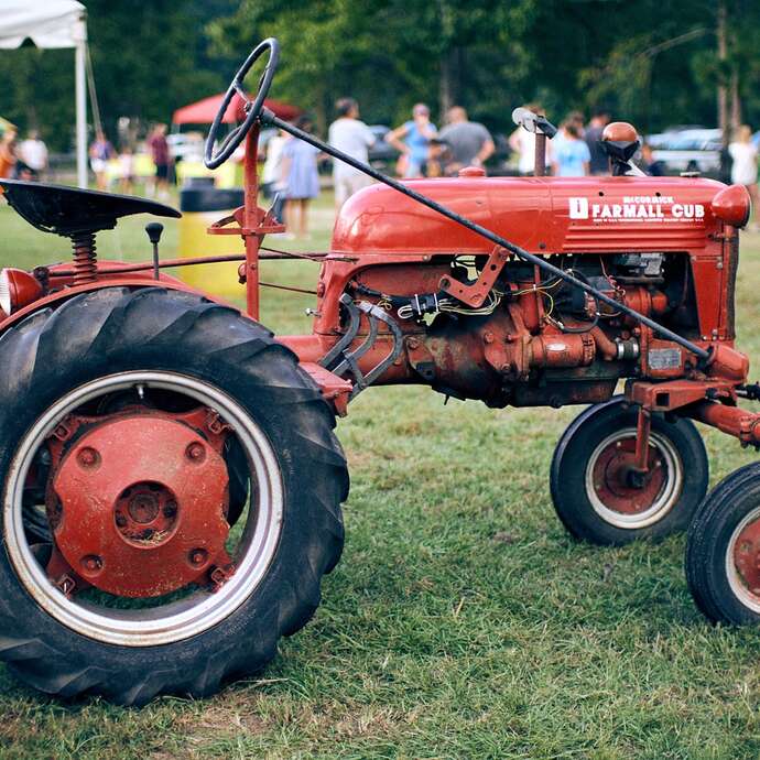 EXPOSITION DE VEHICULES ANCIENS ET MARCHE DU TERROIR