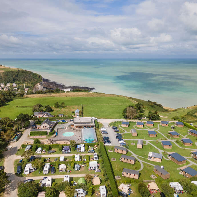 Camping Huttopia Les Falaises – Normandie