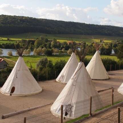 Rêve de bisons - tipis camping