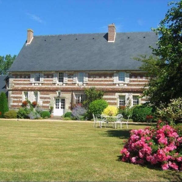 Le Petit Bijou