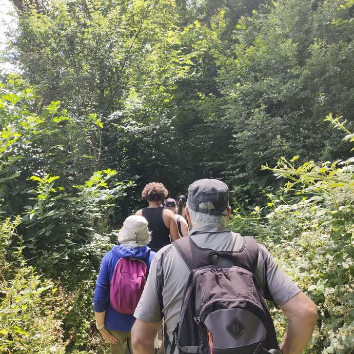 Randonnée découverte de l'écolieu les Amandiers