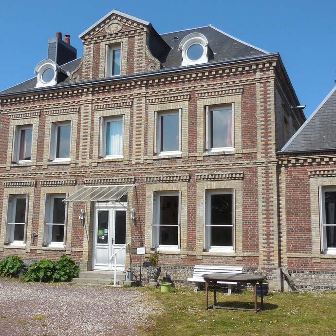 Haus der lokalen Traditionen und Aberglaubens