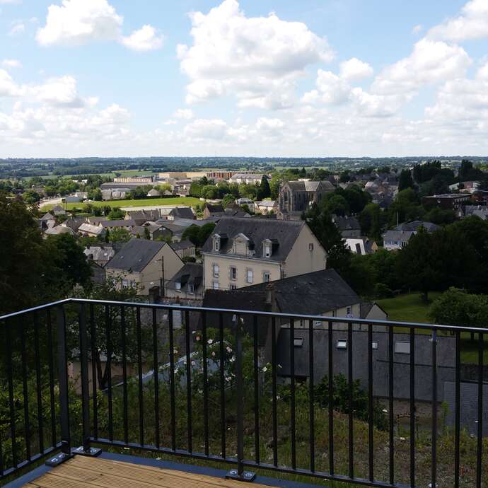 RANDO au départ de St-Julien-des-Eglantiers (11 ou 14 kms)