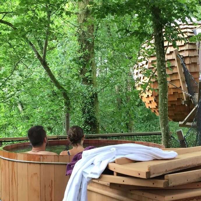 DOMAINE DES VAULX - LES CABANES SPA