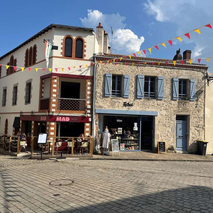 MAD, bar à vins et pizzeria