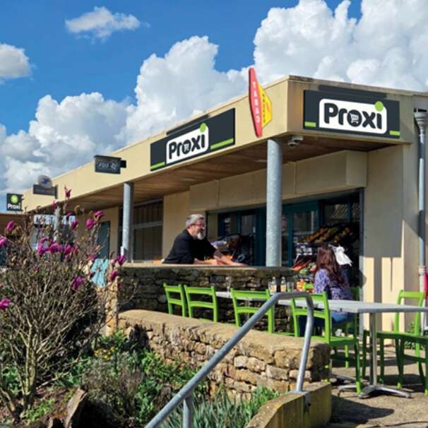 Bar-Tabac-Épicerie du Donjon