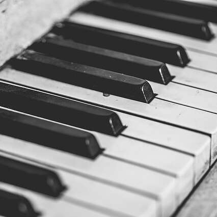 MUSIQUE A FLOTS : RÉCITALS DE PIANO MUSIQUE A FLOTS : RÉCITALS DE PIANO