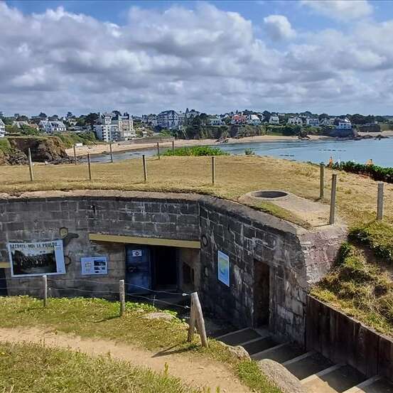 Visite d'un blockhaus au Pouldu