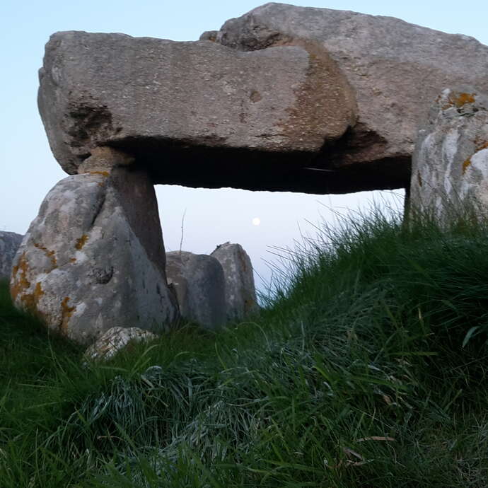 Dolmen de Kerugou