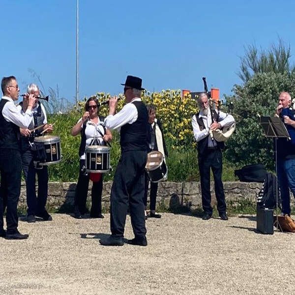 Dansons avec le Bagad An Dreizherien