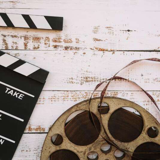 Ciné Doc :  Îles de Bretagne