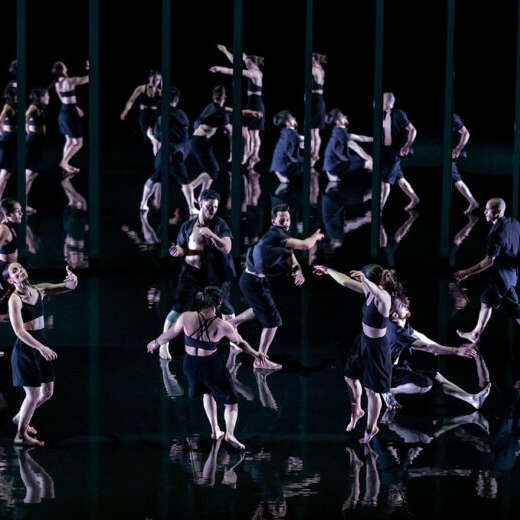 Les yeux fermés | Danse urbaine